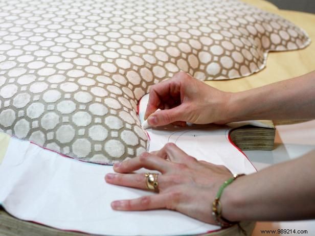 Expert DIY Guide: Craft a Custom-Shaped Upholstered Headboard