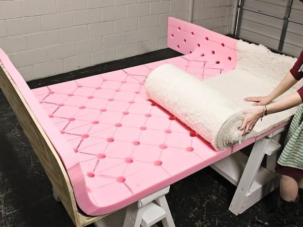 Expert DIY: Build a Luxurious Tufted Winged Headboard in 31 Steps