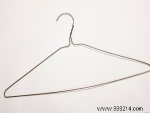 DIY Star Tree Topper: Transform a Recycled Wire Hanger into a Beaded Christmas Ornament