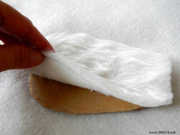 DIY White Fluff Christmas Wreath: Easy Step-by-Step Guide from a Seasoned Crafter