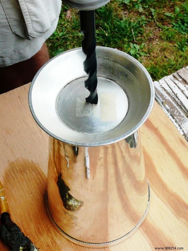 DIY Guide: Transform a Metal Vase into a Stylish Plug-In Wall Sconce