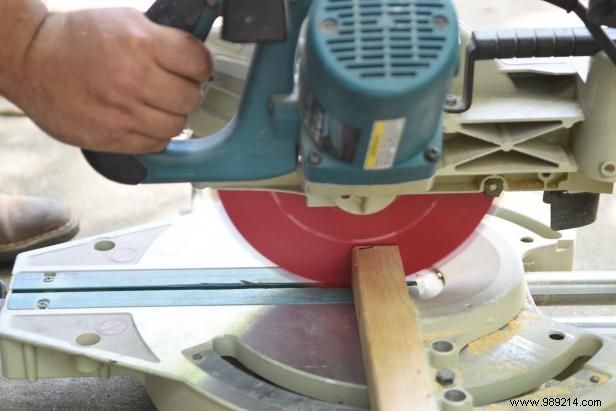 Build a Custom Wooden Planter Box with House Numbers: Expert DIY Guide