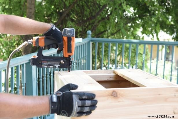 Build a Custom Wooden Planter Box with House Numbers: Expert DIY Guide