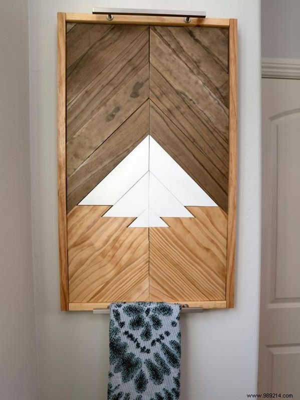 DIY Wooden Bathtub Tray: Craft a Stunning Mountain Illustration That Doubles as Wall Art