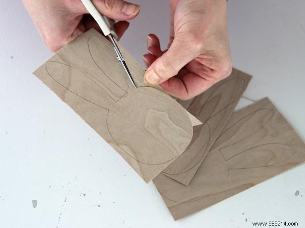 How to Craft Charming DIY Easter Bunny Place Card Holders