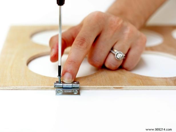 DIY A-Frame Wine Rack: Build a Compact 6-Bottle Holder in Minutes