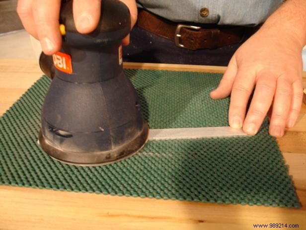 Expert Step-by-Step Guide: Crafting a Durable Oak and Aluminum Frame