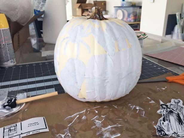 DIY Image Transfer Pumpkins: Elegant Vintage Halloween Decor Tutorial
