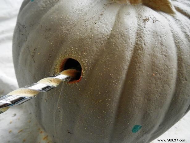 DIY Guide: Craft a Stunning Lighted Pumpkin Topiary for Holiday Glow