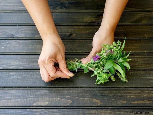DIY Herb Garland Centerpiece: Simple Step-by-Step Guide from Gardening Expert Debbie Wolfe