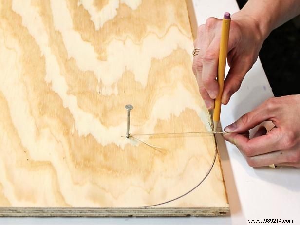 How to Craft a Professional Upholstered Footboard: Expert DIY Guide