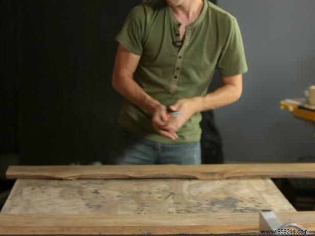 DIY Recycled Pallet Headboard: Expert Step-by-Step Guide