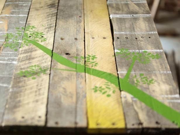DIY Recycled Pallet Headboard: Expert Step-by-Step Guide