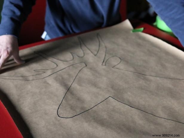 Expert DIY Guide: Crafting Oversized Silhouette String Art