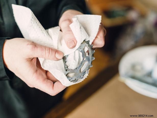 How to Craft a Stunning Gear Votive Candle Holder: Expert DIY Guide