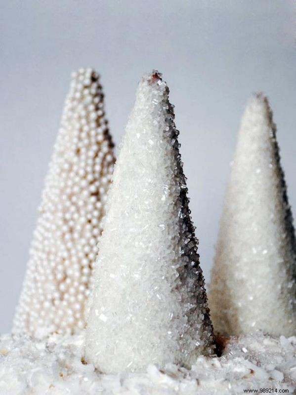 Easy DIY Christmas Tree Cake Toppers Using Sugar Cones