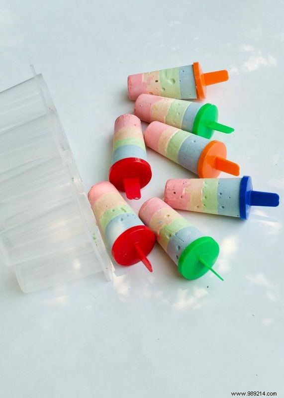 DIY Homemade Chalk Pops: Vibrant, Kid-Friendly Craft Tutorial