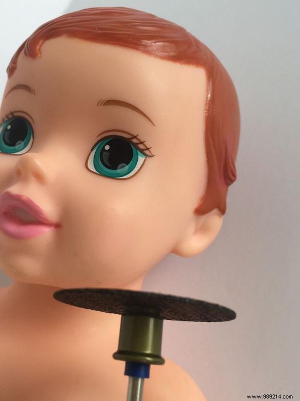 DIY Creepy Doll Head Planters: Spooky Halloween Tutorial