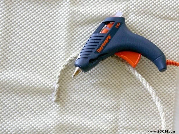 DIY Guide: Craft a Charming Cottage-Style Sisal Rope Rug for Under $15