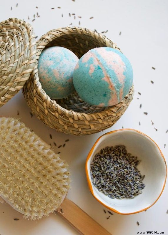 DIY Conversation Heart Bath Bombs: Easy Valentine s Day Recipe by Jennifer Perkins