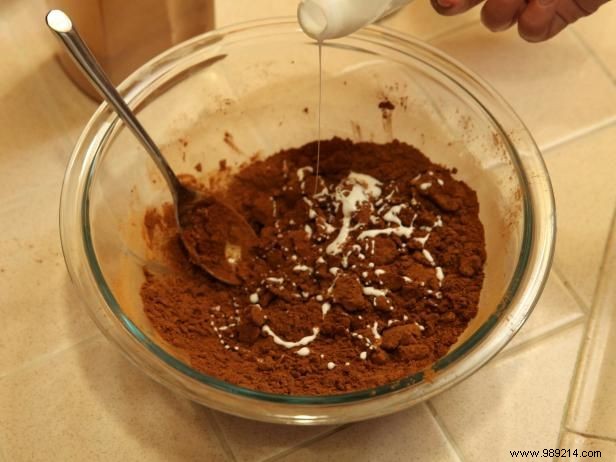 DIY Cinnamon Christmas Ornaments: Simple Recipe for Fragrant Holiday Decor