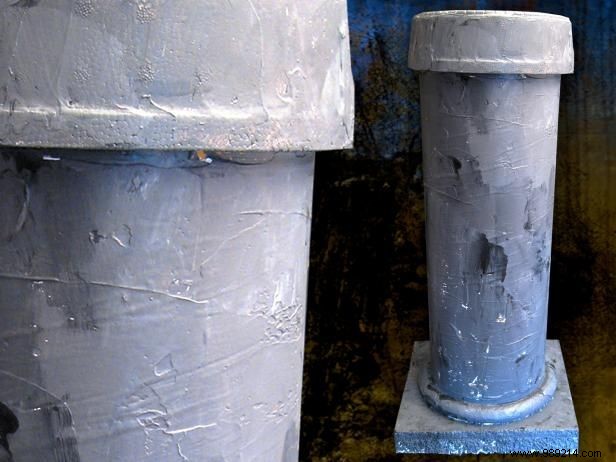 DIY Faux Stone Columns: Professional Tutorial for Halloween Haunts and Versatile Decor