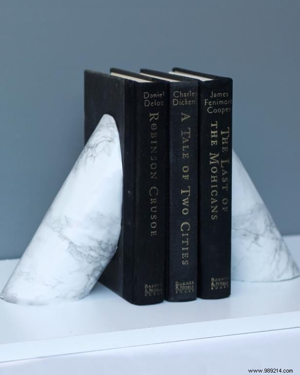 DIY Imitation Marble Bookends: Expert Step-by-Step Guide