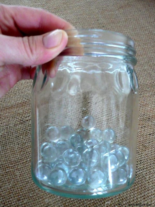 DIY Evergreen Wedding Favors: Eco-Friendly Centerpieces and Table Assignments