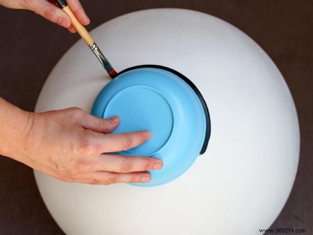 DIY Giant Bloodshot Eye Halloween Yard Decorations: Simple Step-by-Step Guide by Brittni Mehlhoff