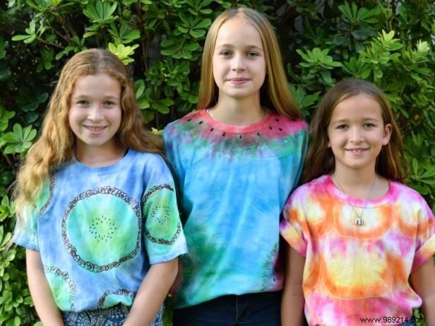 DIY Fruity Tie-Dye T-Shirts: Fun Step-by-Step Guide for Stunning Results