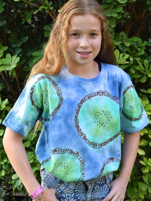 DIY Fruity Tie-Dye T-Shirts: Fun Step-by-Step Guide for Stunning Results