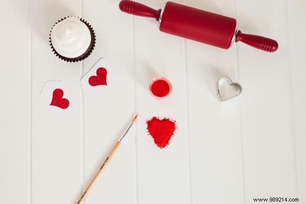 DIY Glitter Fondant Hearts: Elevate Your Valentine s Day Cupcakes