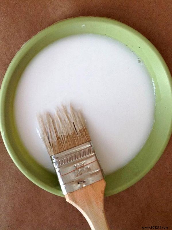 DIY Glowing Halloween Light Pods: Easy Papier-Mâché Tutorial