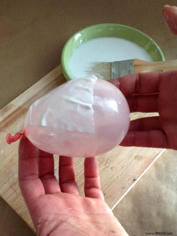 DIY Glowing Halloween Light Pods: Easy Papier-Mâché Tutorial