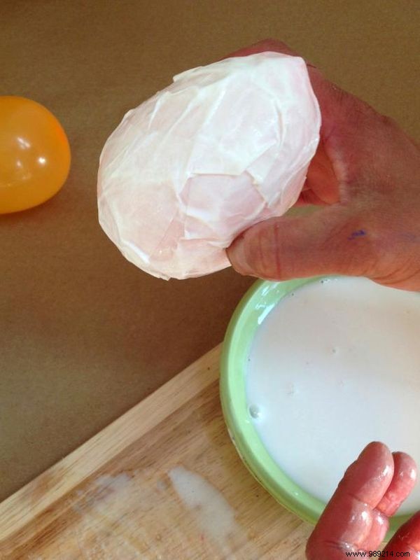 DIY Glowing Halloween Light Pods: Easy Papier-Mâché Tutorial