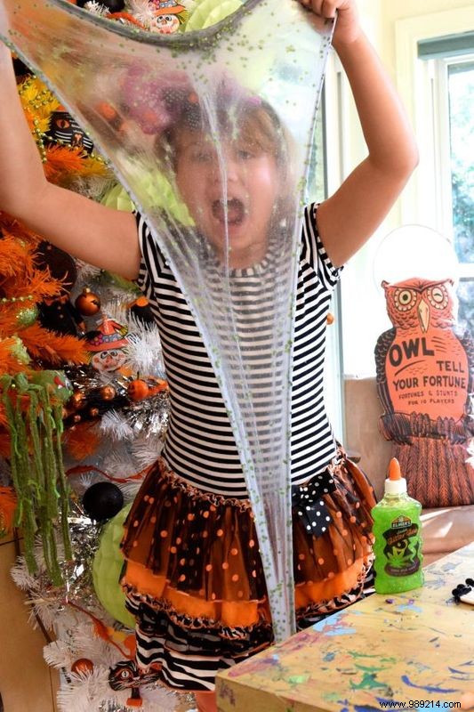 DIY Borax-Free Glitter Slime: Spooky Halloween Crafts for Kids