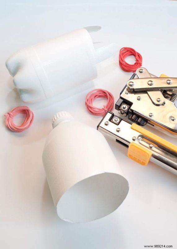 DIY Hanging Bunny Planters from Recycled Plastic Bottles: Step-by-Step Guide