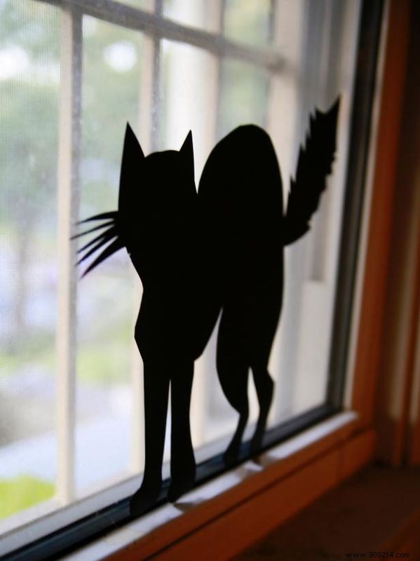 DIY Halloween Window Silhouettes: Simple Step-by-Step Guide from a Seasoned Crafter