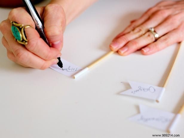 DIY Herb Centerpieces and Edible Party Favors: Simple Step-by-Step Guide