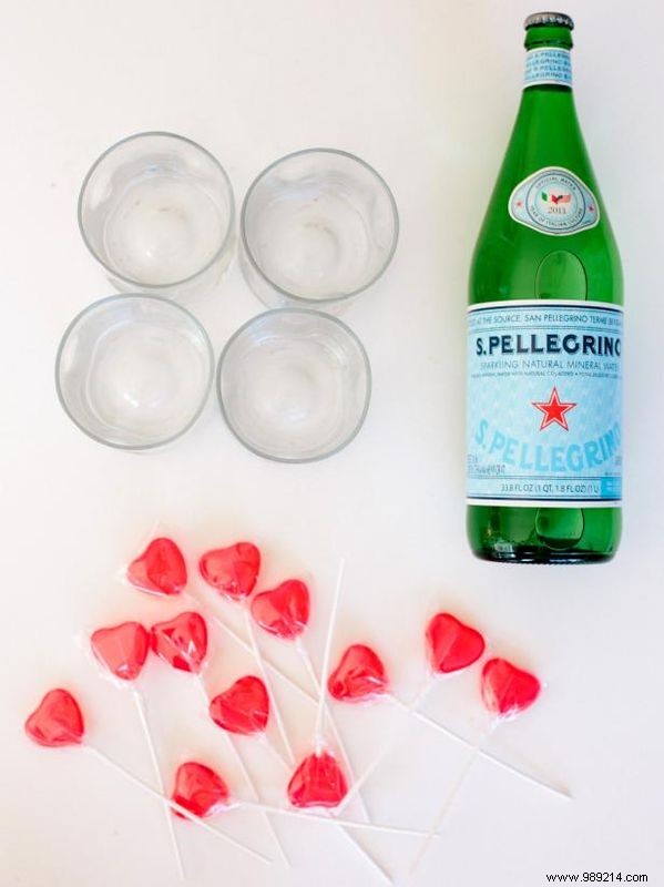 Craft Heart Lollipop Sparkling Drinks: Easy Party Recipe