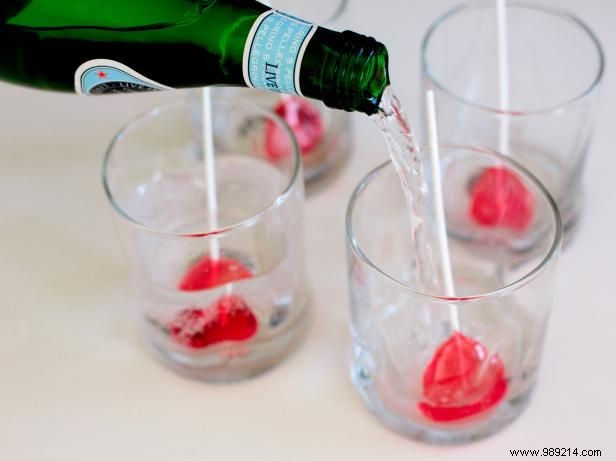 Craft Heart Lollipop Sparkling Drinks: Easy Party Recipe