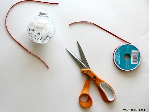 DIY Handprint Snowman Ornaments: Easy Christmas Craft for Kids