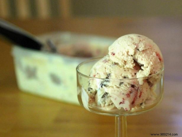 Creamy Homemade Strawberry Chocolate Chip Ice Cream: Expert Step-by-Step Recipe