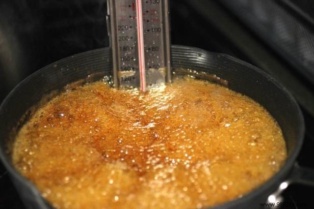 Homemade Natural Cough Drops: Soothe Coughs and Sore Throats with Ginger, Honey, and Lemon