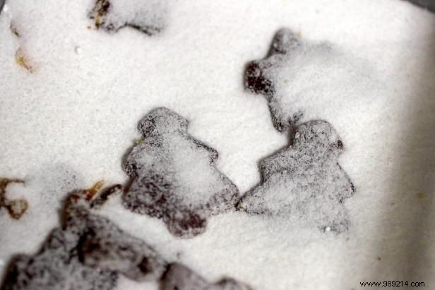 Homemade Natural Cough Drops: Soothe Coughs and Sore Throats with Ginger, Honey, and Lemon