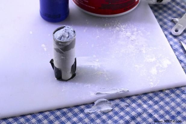 How to Make Homemade Sidewalk Chalk: Simple DIY Guide