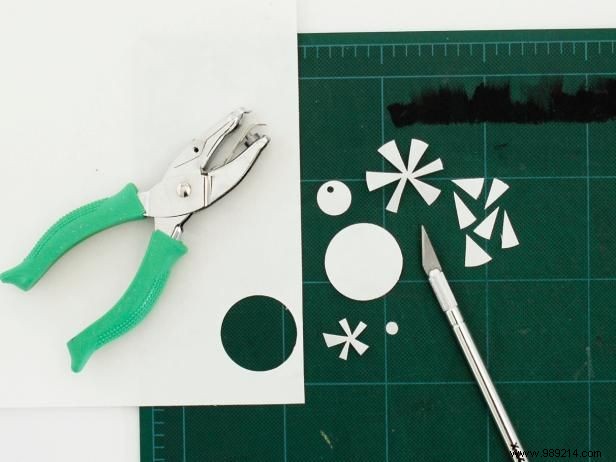 DIY Starburst Mid-Century Modern Christmas Ornaments: Easy Step-by-Step Guide