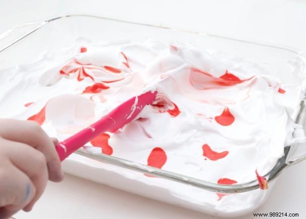 DIY Shaving Cream Marbling: Create Stunning Patterned Paper with Expert Crafter Jennifer Perkins