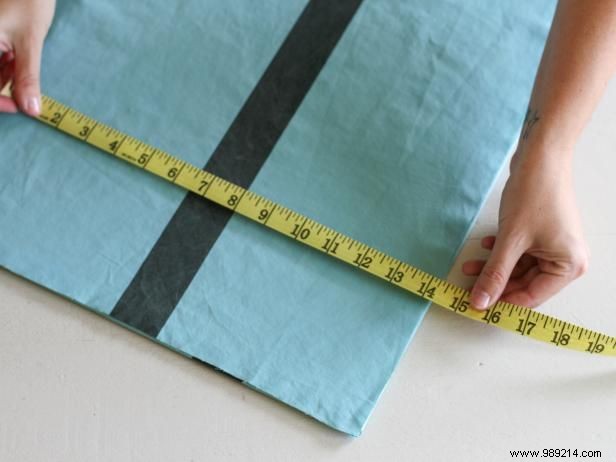 DIY No-Sew Chalkboard Fabric Placemats: Easy Step-by-Step Guide