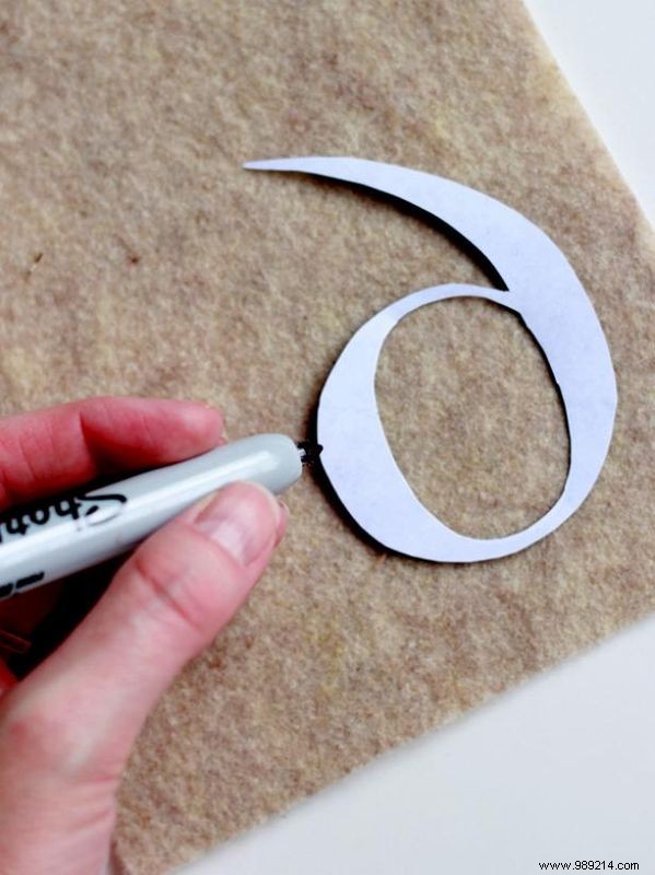 Easy No-Sew DIY Advent Calendar Bags: Step-by-Step Tutorial by Jessica Peterson